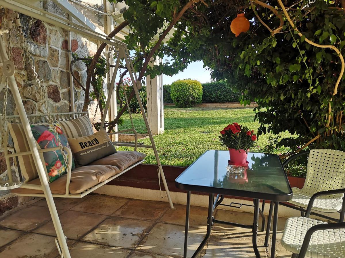 Sea&Sun Glyfada Apartment Atenas Exterior foto