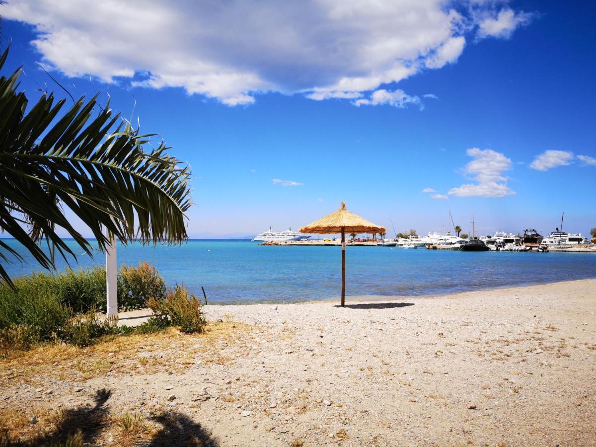 Sea&Sun Glyfada Apartment Atenas Exterior foto