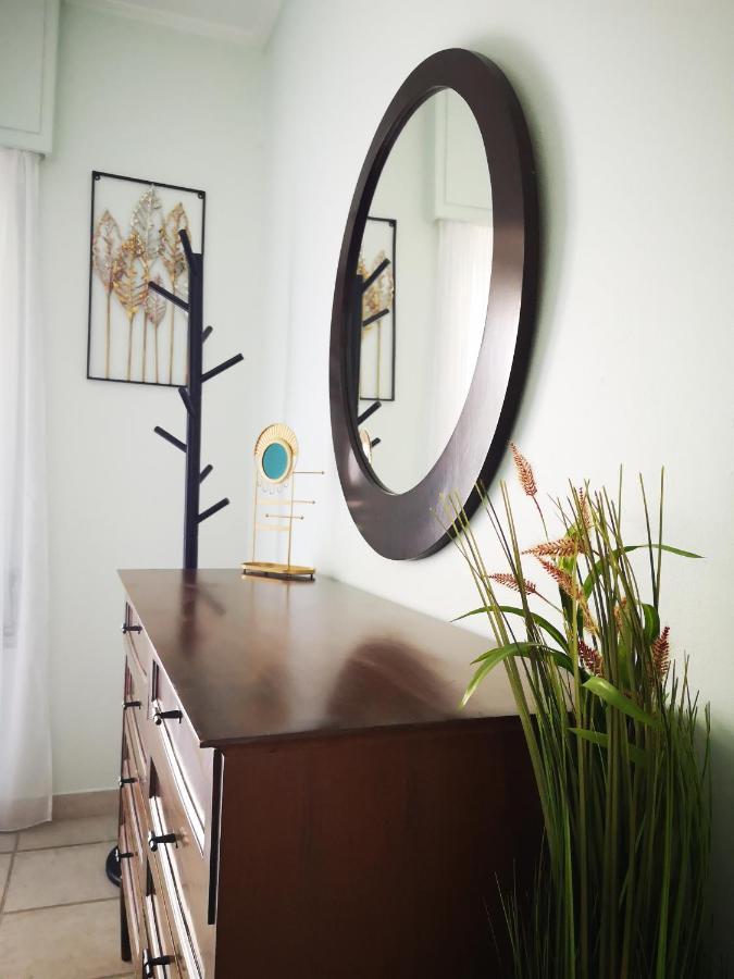 Sea&Sun Glyfada Apartment Atenas Exterior foto